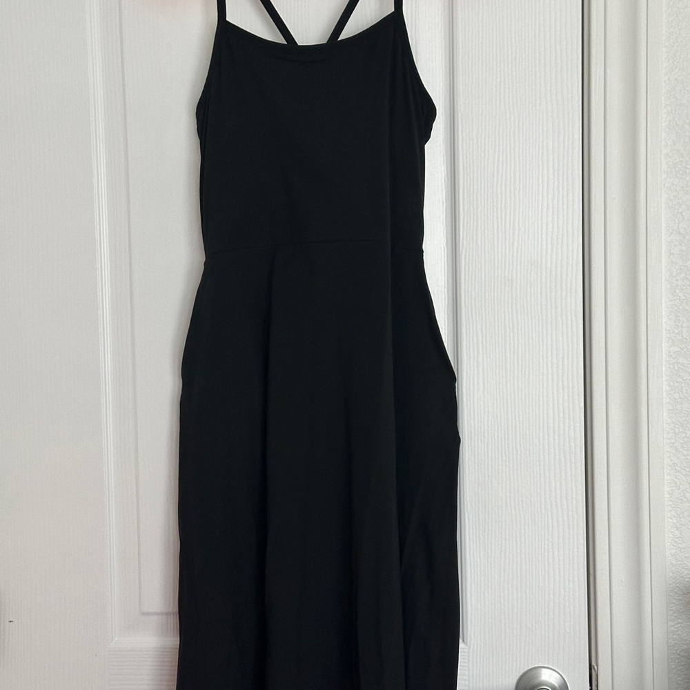 Elegant Black Sleeveless Dress